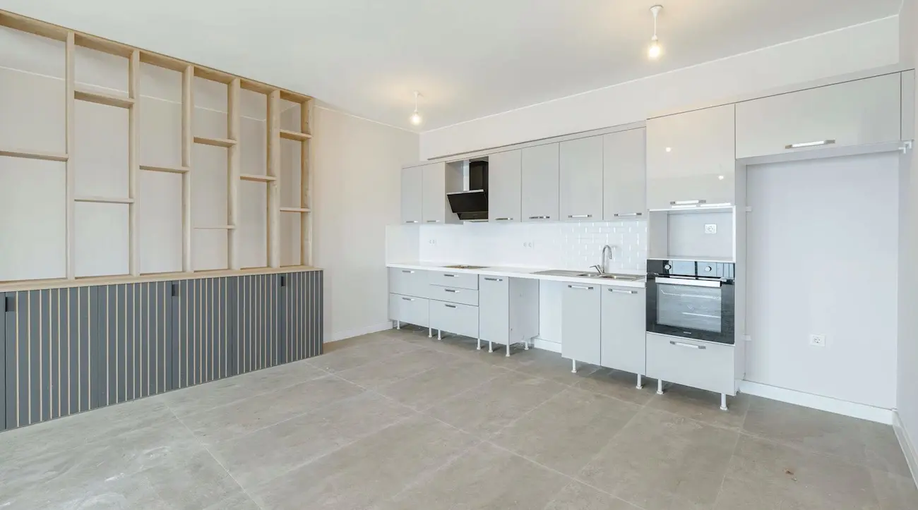 Fitted kitchen
